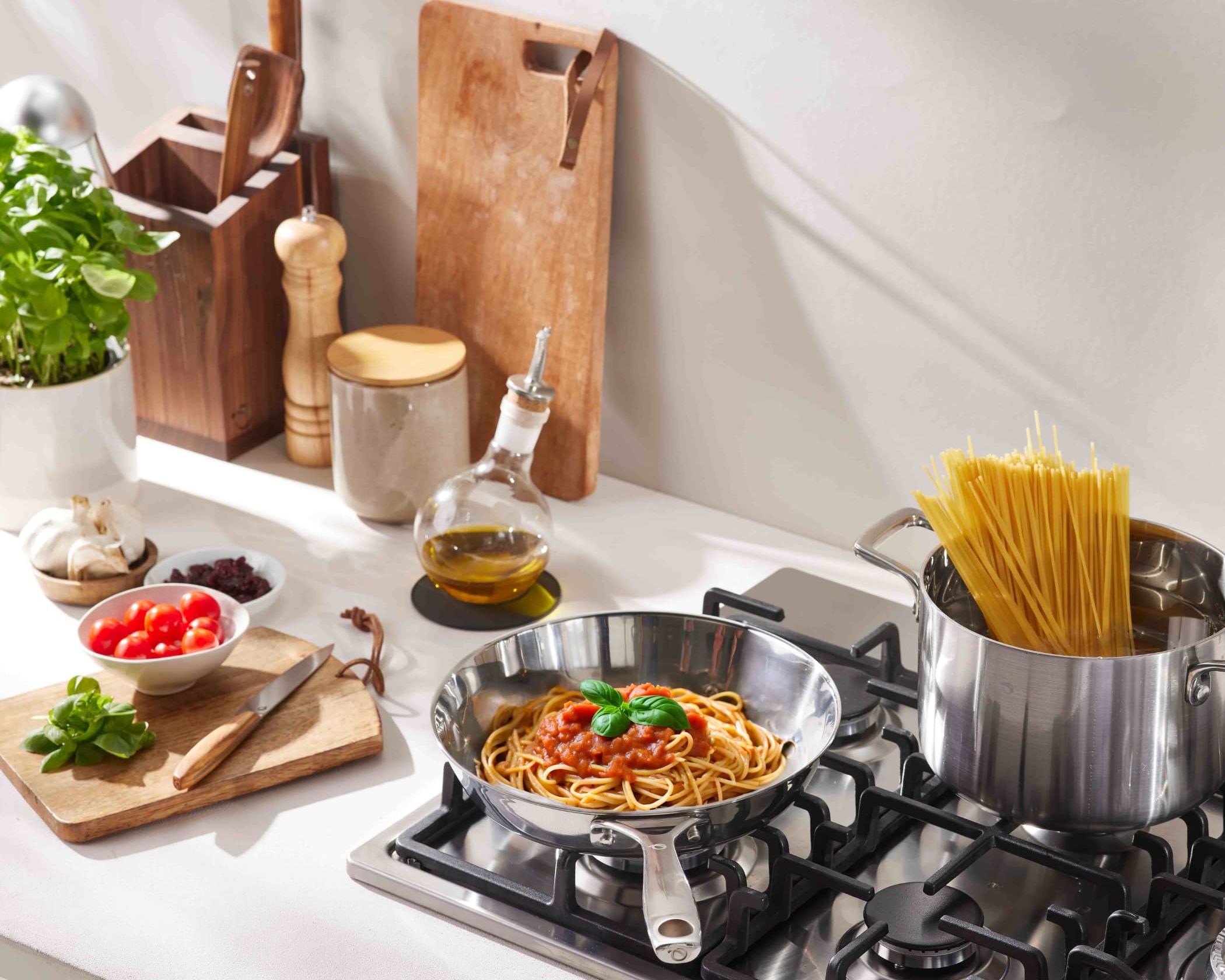 Spaghetti mit Tomatensoße
