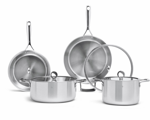 Sets de poêles et casseroles avec un noyau en cuivre sans revêtement